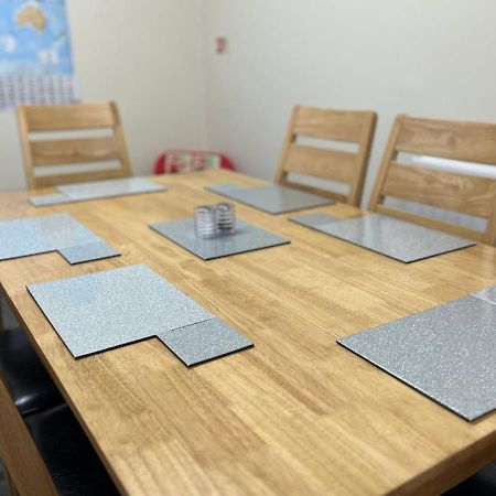 3 Bedroom Apartment, Ballymena, The Wee Stop Gap Zewnętrze zdjęcie