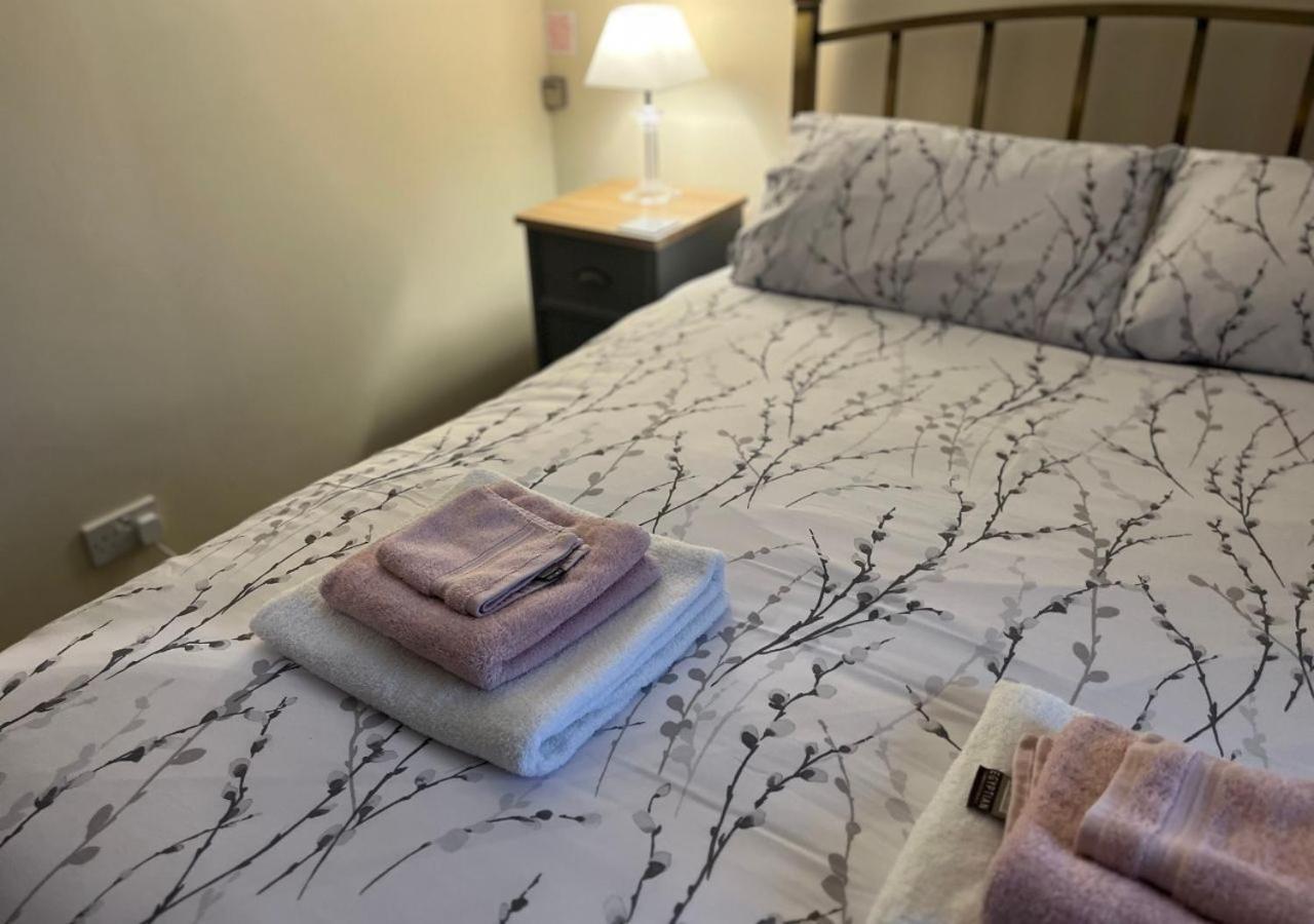 3 Bedroom Apartment, Ballymena, The Wee Stop Gap Zewnętrze zdjęcie